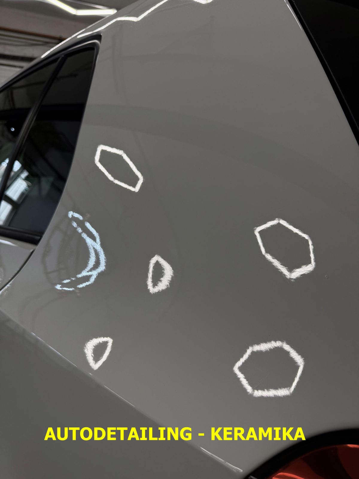 Autodetailing - kontrola nanesení keramické ochrany
